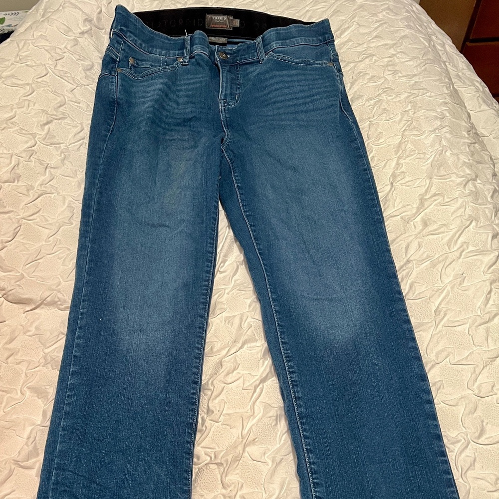 Bombshell Straight Jeans